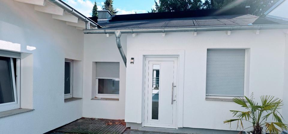 Zentrale, helle 2-Zimmer-Wohnung im Erdgeschoss – sofort einziehe
