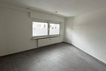 Wohnung Schmelz - 3 Zimmer, 85 m&sup2;, 650&euro; | Angebot:25219188