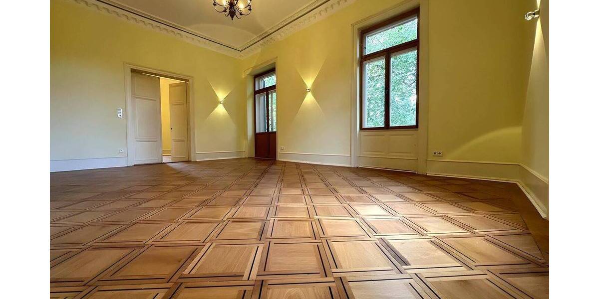 Etagenwohnung Wiesbaden Nordost - 4 Zimmer, 155 m&sup2;, 2.690&euro; | Angebot:26841296