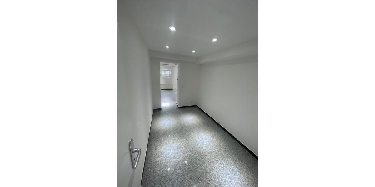 Erdgeschoßwohnung Linden - 1.5 Zimmer, 45 m&sup2;, 500&euro; | Angebot:24750620