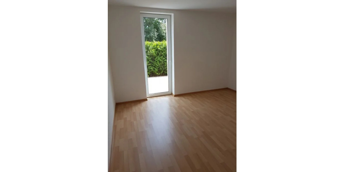 Erdgeschoßwohnung Fürstenwalde (Spree) - 4 Zimmer, 103 m&sup2;, 1.250&euro; | Angebot:25103121
