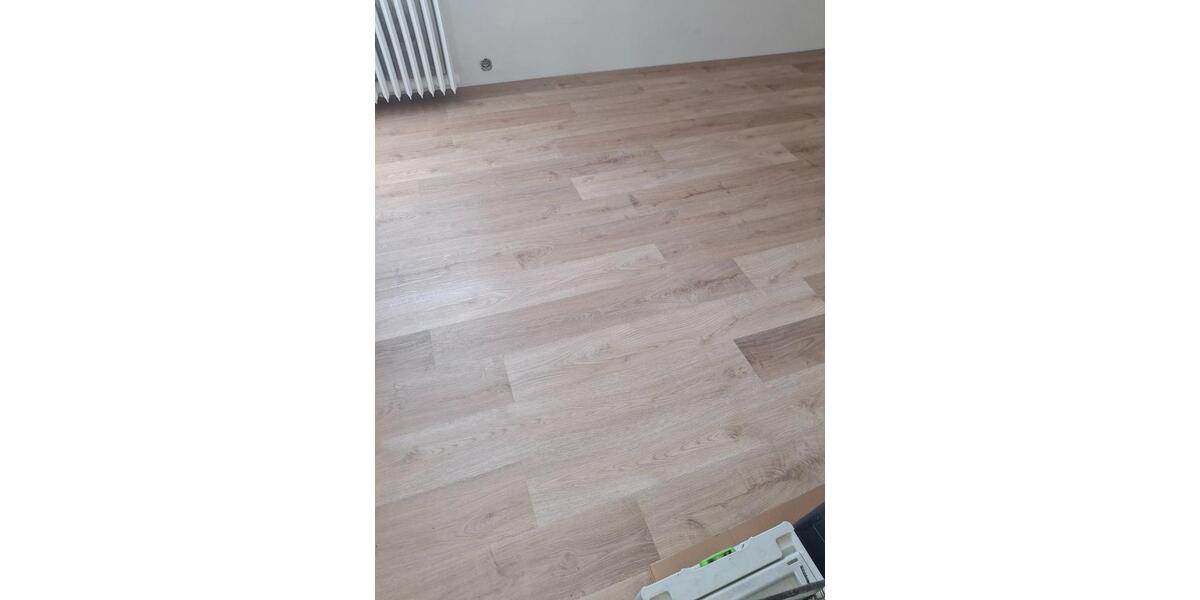 Dachgeschoßwohnung Amberg - 4 Zimmer, 87 m&sup2;, 880&euro; | Angebot:24382320
