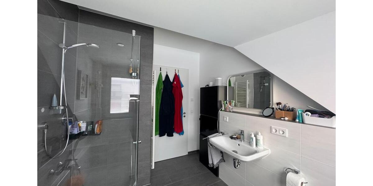 Einfamilienhaus Erlangen Alterlangen - 3 Zimmer, 92 m&sup2;, 1.500&euro; | Angebot:25174939