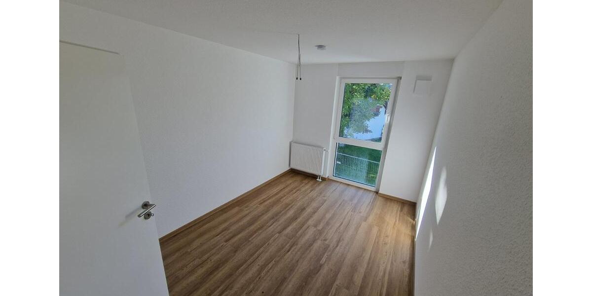 Reihenhaus Oberndorf am Neckar - 4 Zimmer, 132 m&sup2;, 1.350&euro; | Angebot:23555092