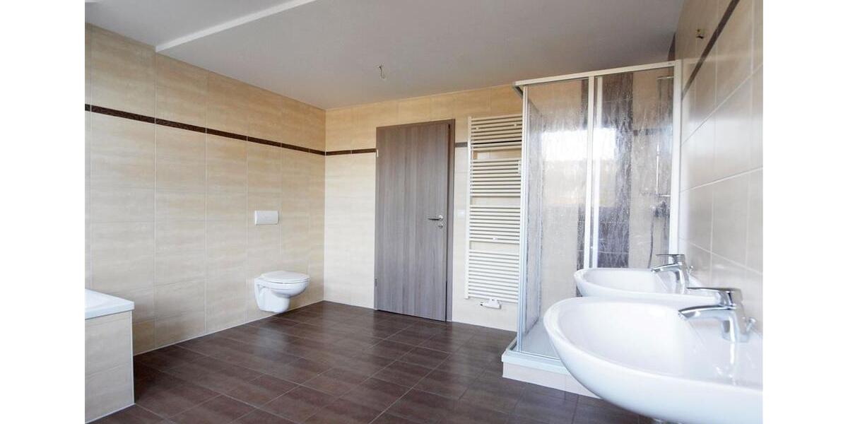 Dachgeschoßwohnung Mittweida - 2 Zimmer, 76 m&sup2;, 550&euro; | Angebot:24598526