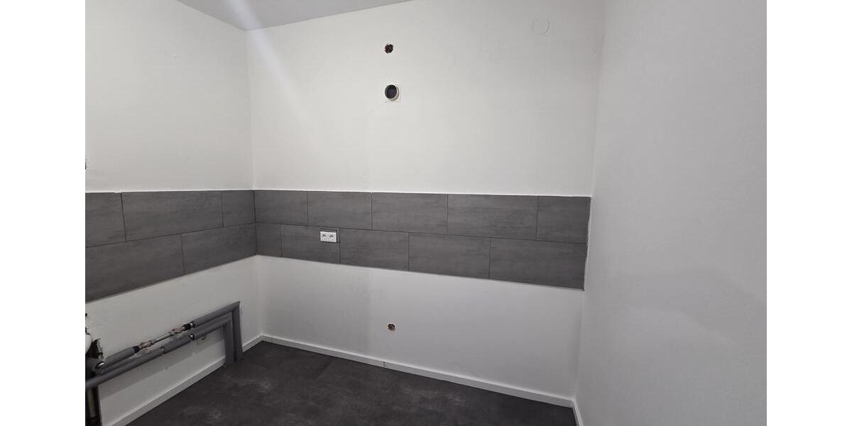 Dachgeschoßwohnung Coburg - 3 Zimmer, 75 m&sup2;, 800&euro; | Angebot:24522135