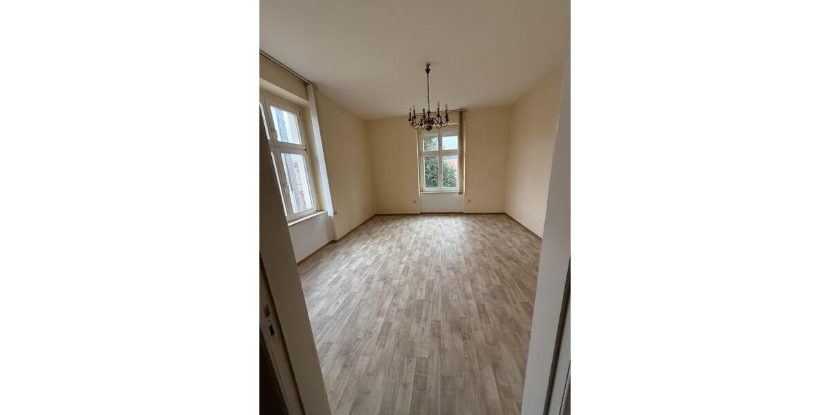 Hochparterre Arnstein - 4 Zimmer, 475&euro; | Angebot:21318019