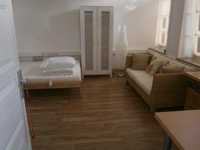 Etagenwohnung Leer (Ostfriesland) - 1 Zimmer, 27 m&sup2;, 450&euro; | Angebot:26212723