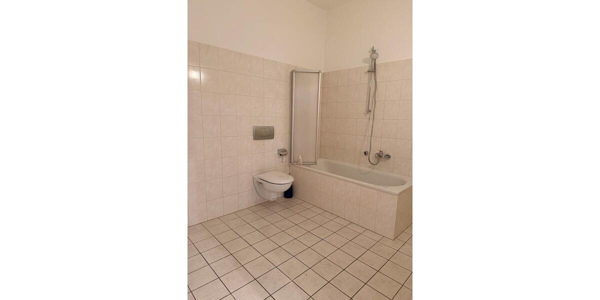 Sofort verfügbare Erdgeschosswohnung in Sulzfeld 2 zimmer