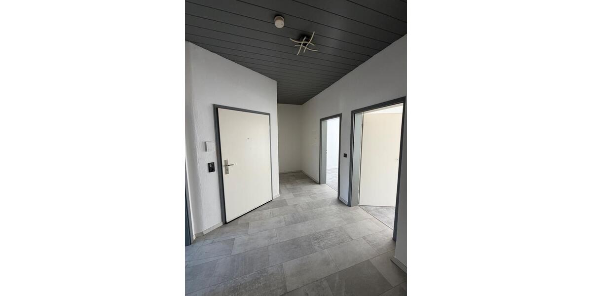 Etagenwohnung Hof Altstadt - 4 Zimmer, 93 m&sup2;, 850&euro; | Angebot:26620636