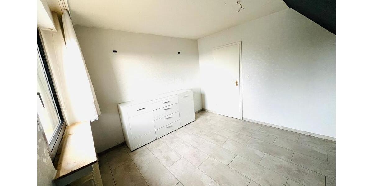 Dachgeschoßwohnung Menden (Sauerland) - 4 Zimmer, 80 m&sup2;, 840&euro; | Angebot:24749917