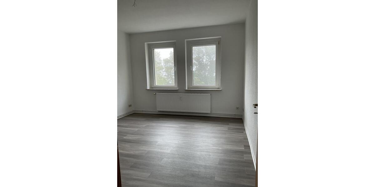 Etagenwohnung Aschersleben - 3 Zimmer, 68 m&sup2;, 365&euro; | Angebot:26425427