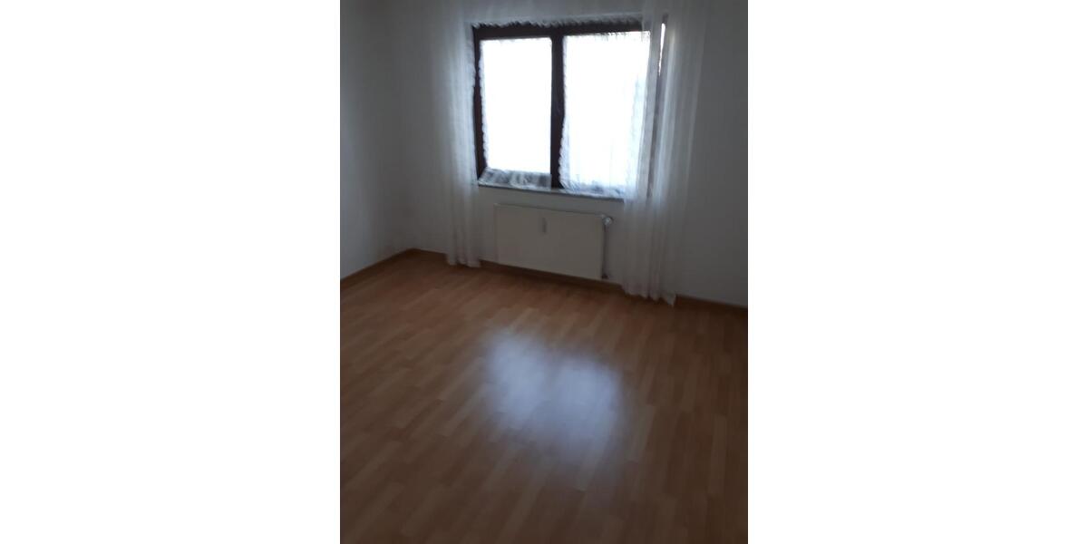 Erdgeschoßwohnung Saarbrücken West - 2 Zimmer, 69 m&sup2;, 550&euro; | Angebot:26519230