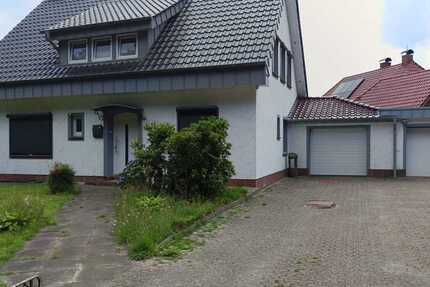 EG-Wohnung mit Garten sucht ruhige und saubere Mieter mit Herz und Liebe zum Garten