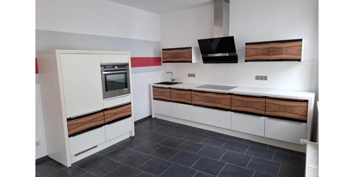 Etagenwohnung Meerane - 2 Zimmer, 55 m&sup2;, 310&euro; | Angebot:26351172