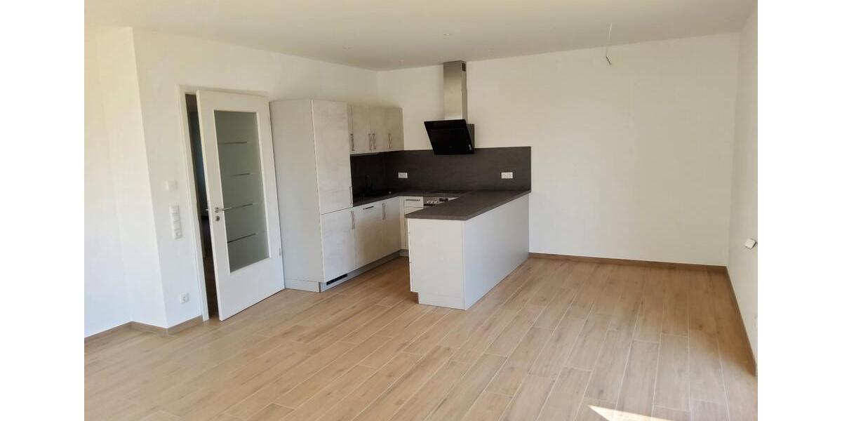 Etagenwohnung Osterhofen - 3 Zimmer, 84 m&sup2;, 850&euro; | Angebot:26624066