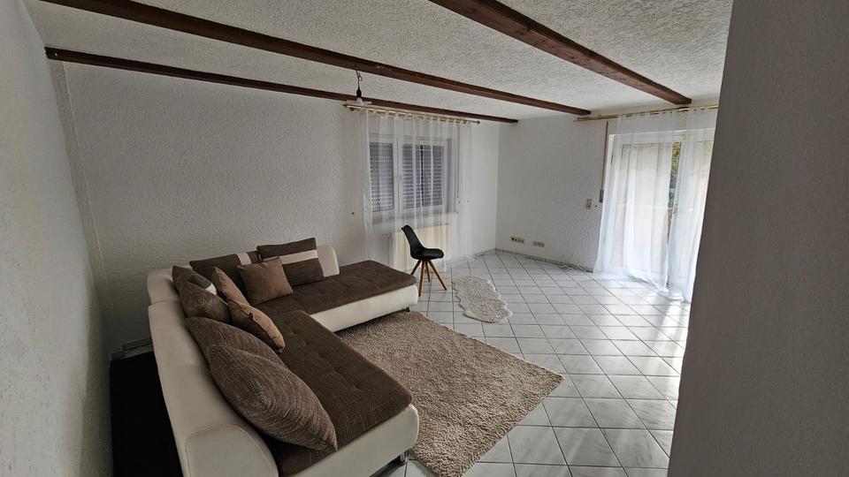 Etagenwohnung Wiesbaden Biebrich - 4 Zimmer, 1.800&euro; | Angebot:23472173