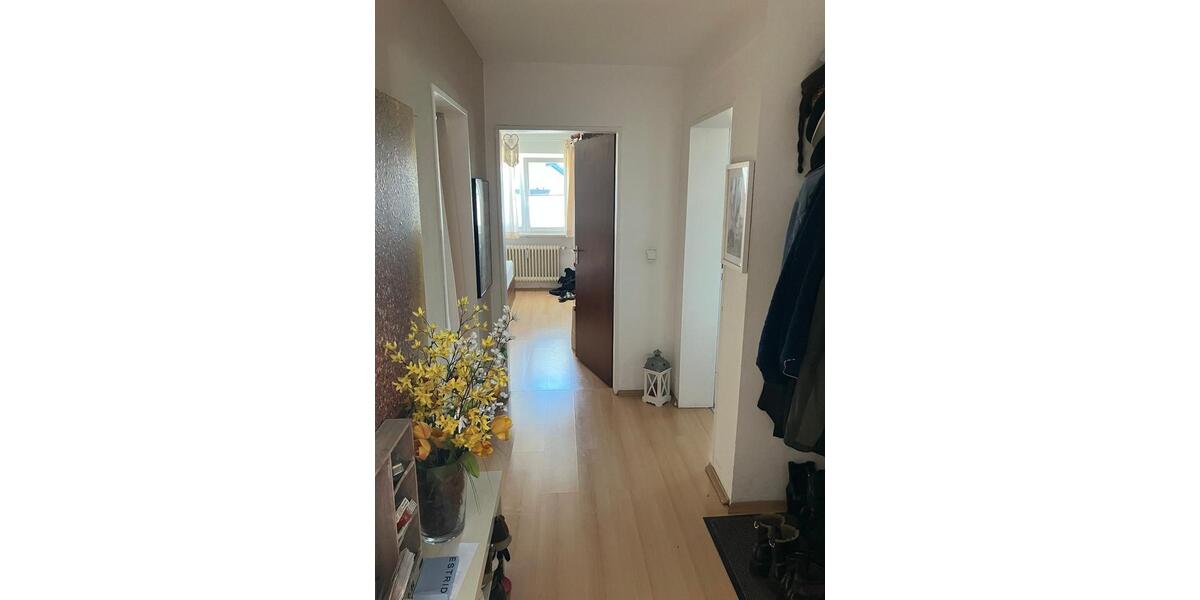 Dachgeschoßwohnung Unterschleißheim - 2 Zimmer, 60 m&sup2;, 1.290&euro; | Angebot:26492891