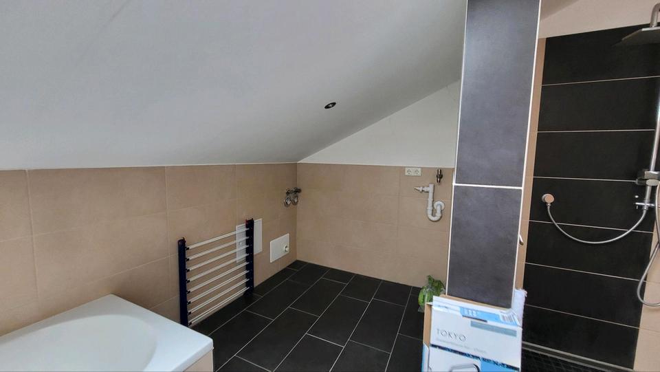 Dachgeschoßwohnung Unterdietfurt - 3 Zimmer, 82 m&sup2;, 920&euro; | Angebot:26578660