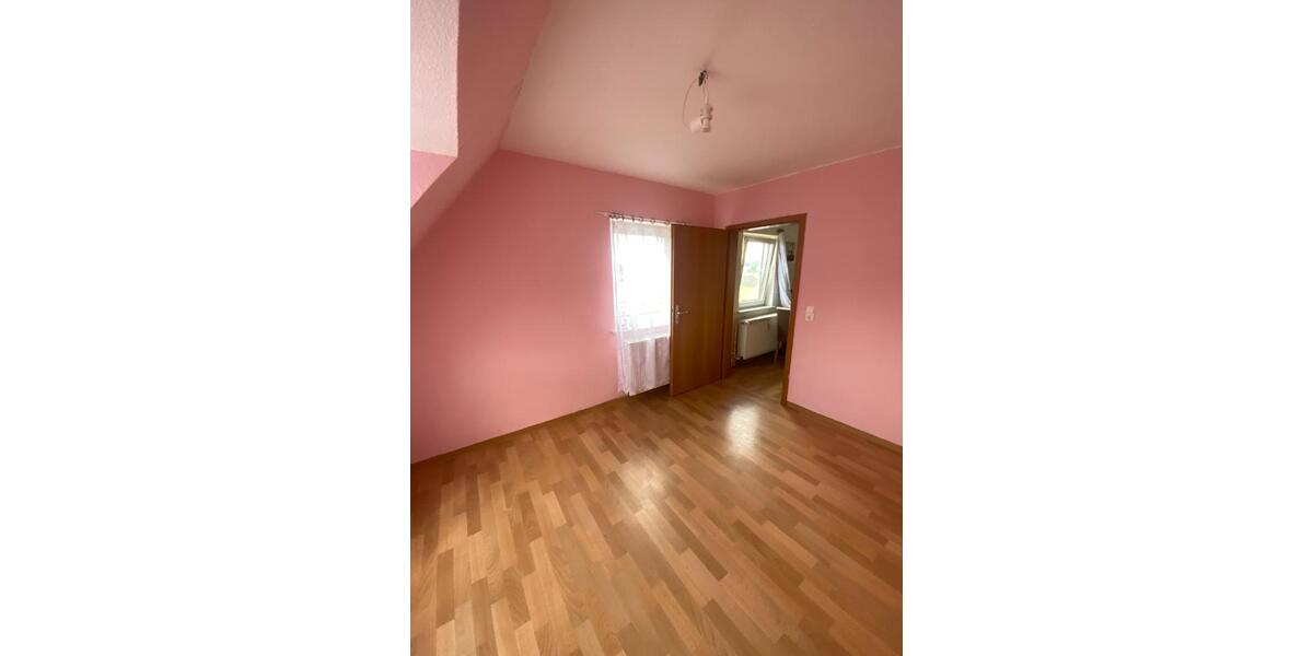 Dachgeschoßwohnung Witzenhausen Blickershausen - 3 Zimmer, 53 m&sup2;, 240&euro; | Angebot:25900743