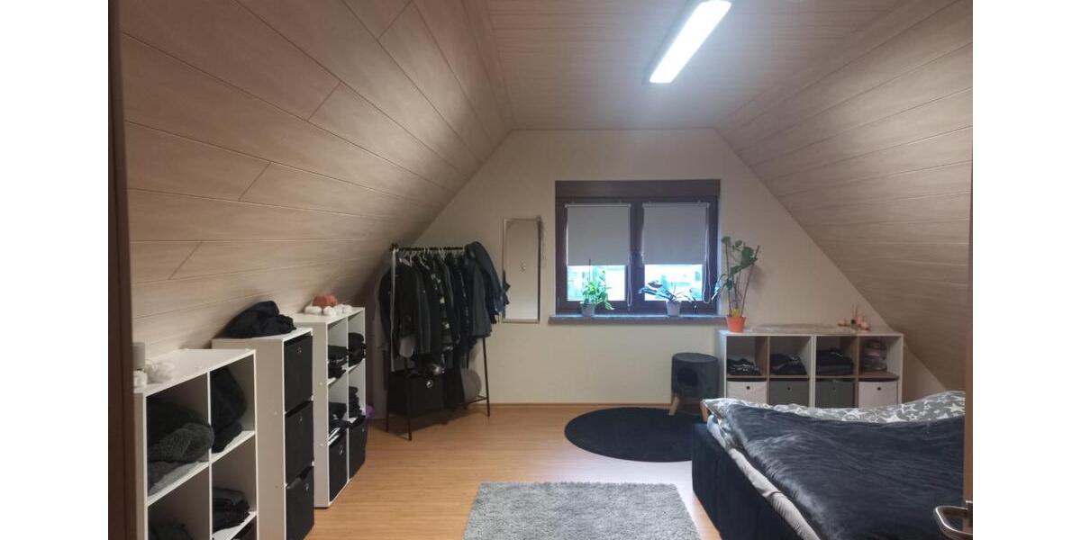 Dachgeschoßwohnung Haiger - 2 Zimmer, 64 m&sup2;, 420&euro; | Angebot:26103996
