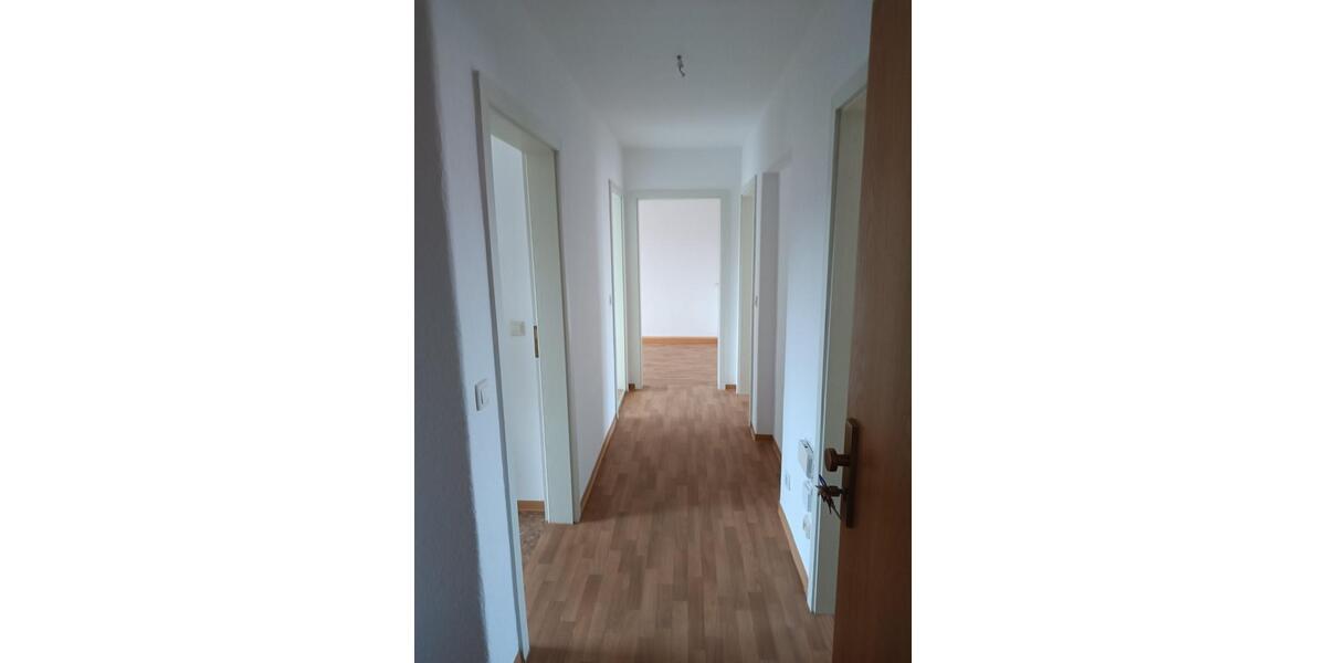 Etagenwohnung Haselbachtal - 3 Zimmer, 59 m&sup2;, 310&euro; | Angebot:24752122
