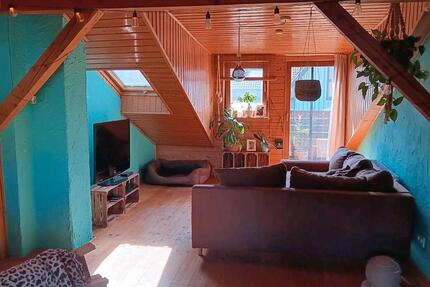 Gemütliche 3ZKB DG Wohnung 75qm Ensdorf Balkon