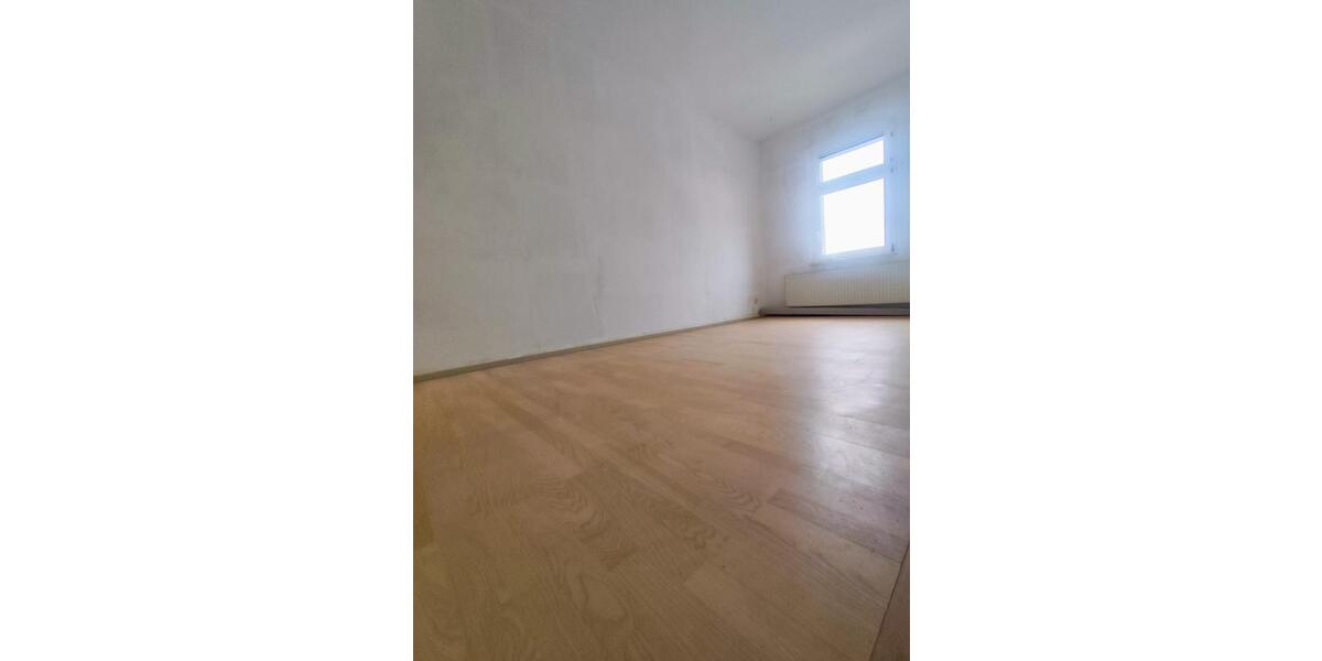 Dachgeschoßwohnung Eibenstock - 4 Zimmer, 100 m&sup2;, 500&euro; | Angebot:26479907
