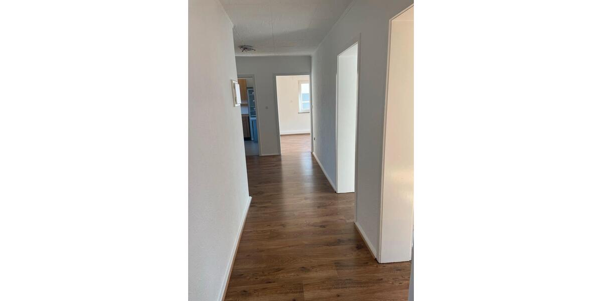 Dachgeschoßwohnung Landstuhl - 4 Zimmer, 76 m&sup2;, 650&euro; | Angebot:25364196