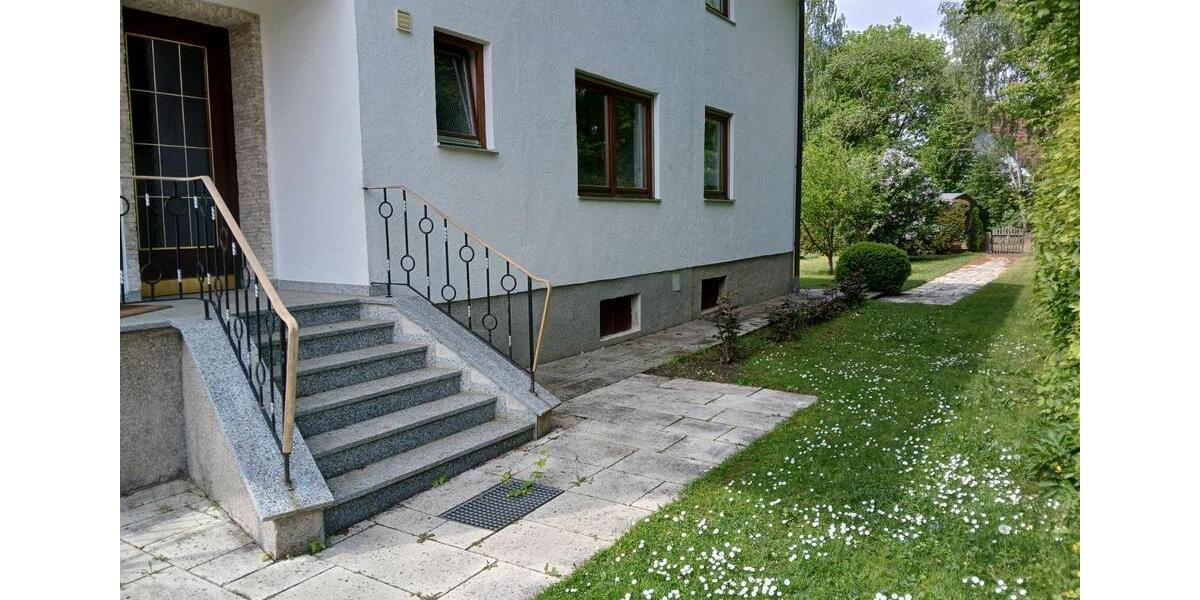 Etagenwohnung Moosburg an der Isar - 4 Zimmer, 112 m&sup2;, 1.500&euro; | Angebot:26504067