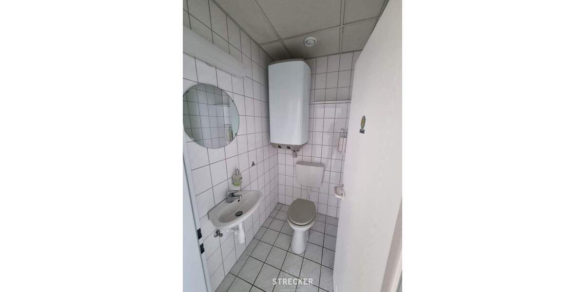 Gewerbeobjekt Karlsbad Langensteinbach - 4 Zimmer, 900&euro; | Angebot:23982178