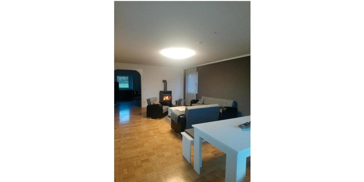 Etagenwohnung Seevetal - 3 Zimmer, 145 m&sup2;, 2.150&euro; | Angebot:26044093