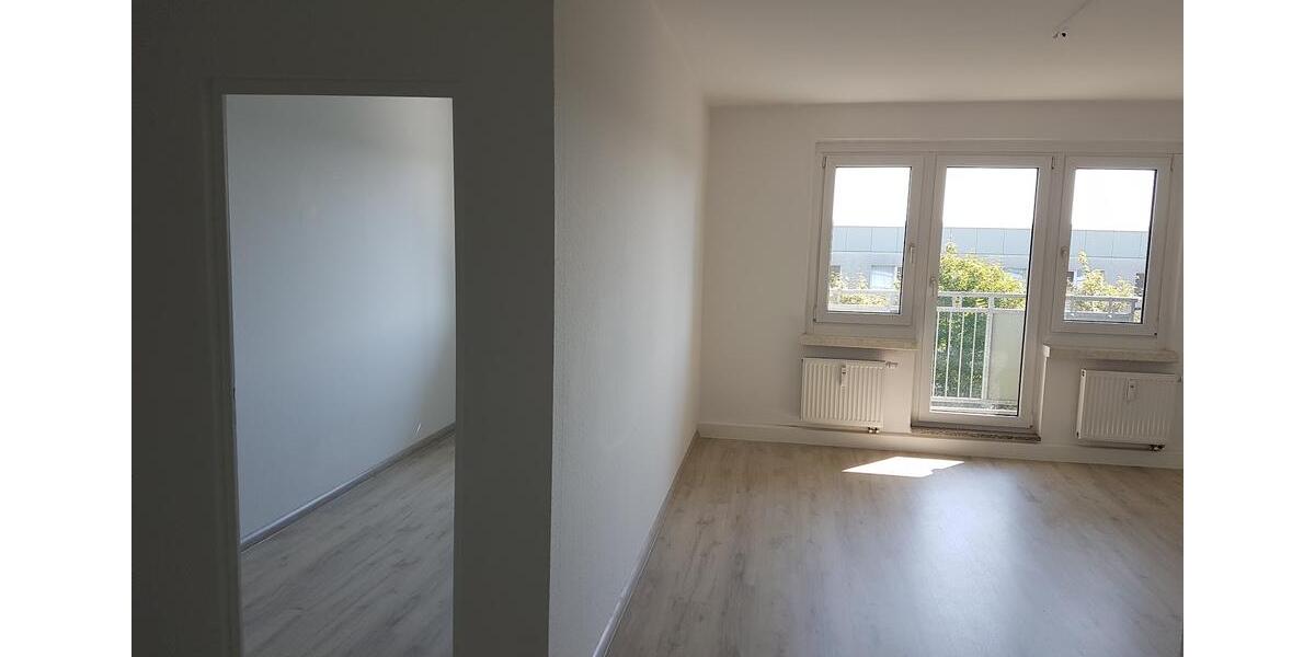Dachgeschoßwohnung Chemnitz Helbersdorf - 5 Zimmer, 83 m&sup2;, 442&euro; | Angebot:25415874