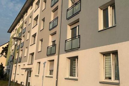 Schöner wohnen und sparen: neue Heizung und ein neuer Eingangsbereich!