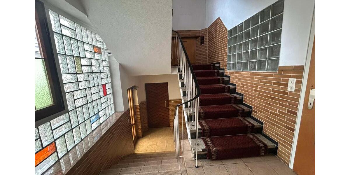 Doppelhaushälfte Waldkappel - 10 Zimmer, 260 m&sup2;, 1.000&euro; | Angebot:26493862