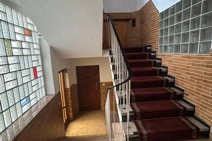 Haus Waldkappel - 10 Zimmer, 260 m&sup2;, 1.000&euro; | Angebot:26493862
