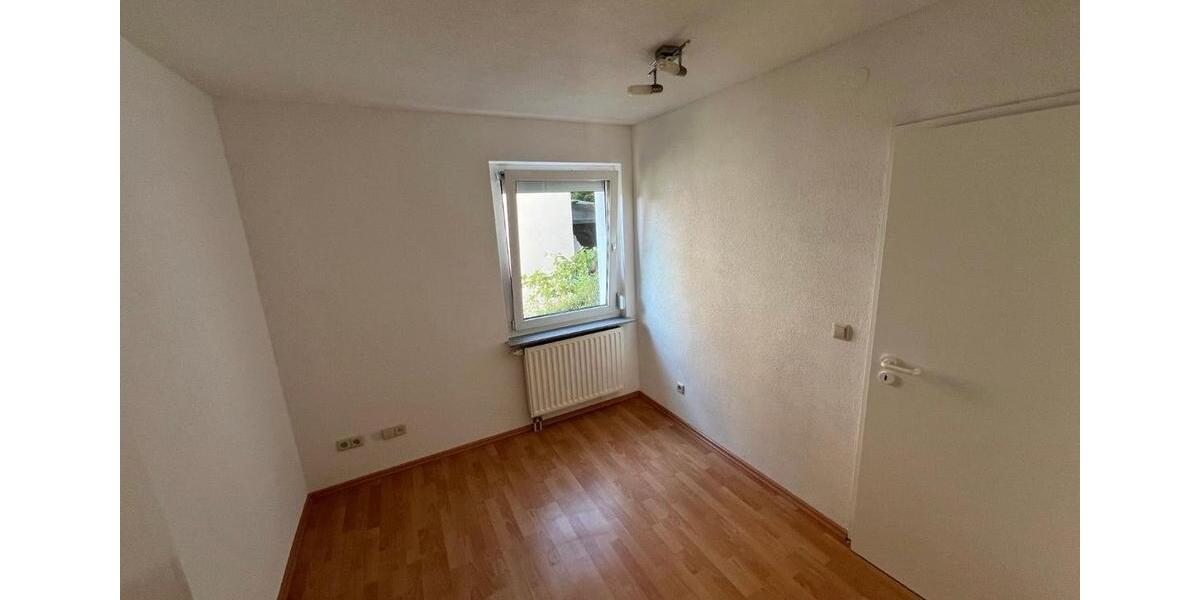 Erdgeschoßwohnung Albstadt Gemarkung Onstmettingen - 3 Zimmer, 65 m&sup2;, 650&euro; | Angebot:26368772