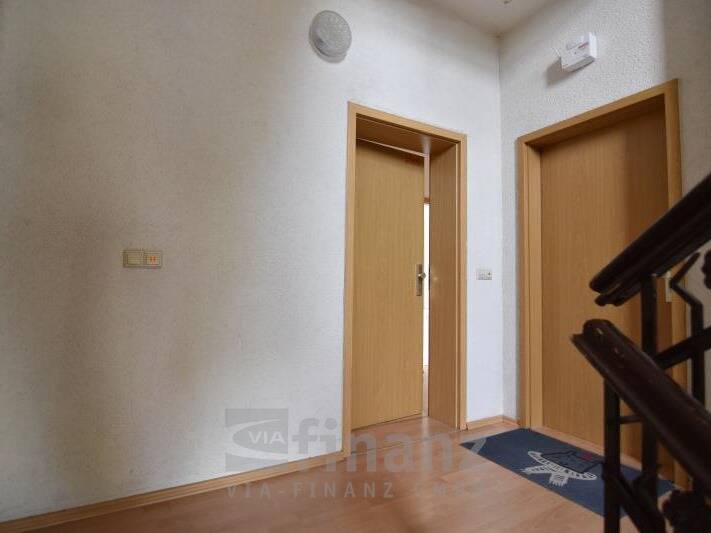 Etagenwohnung Meerane Seiferitz - 2 Zimmer, 60 m&sup2;, 335&euro; | Angebot:24052205