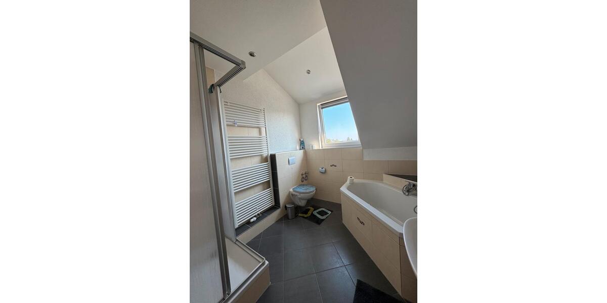 Dachgeschoßwohnung Haldensleben - 5 Zimmer, 105 m&sup2;, 720&euro; | Angebot:26153101