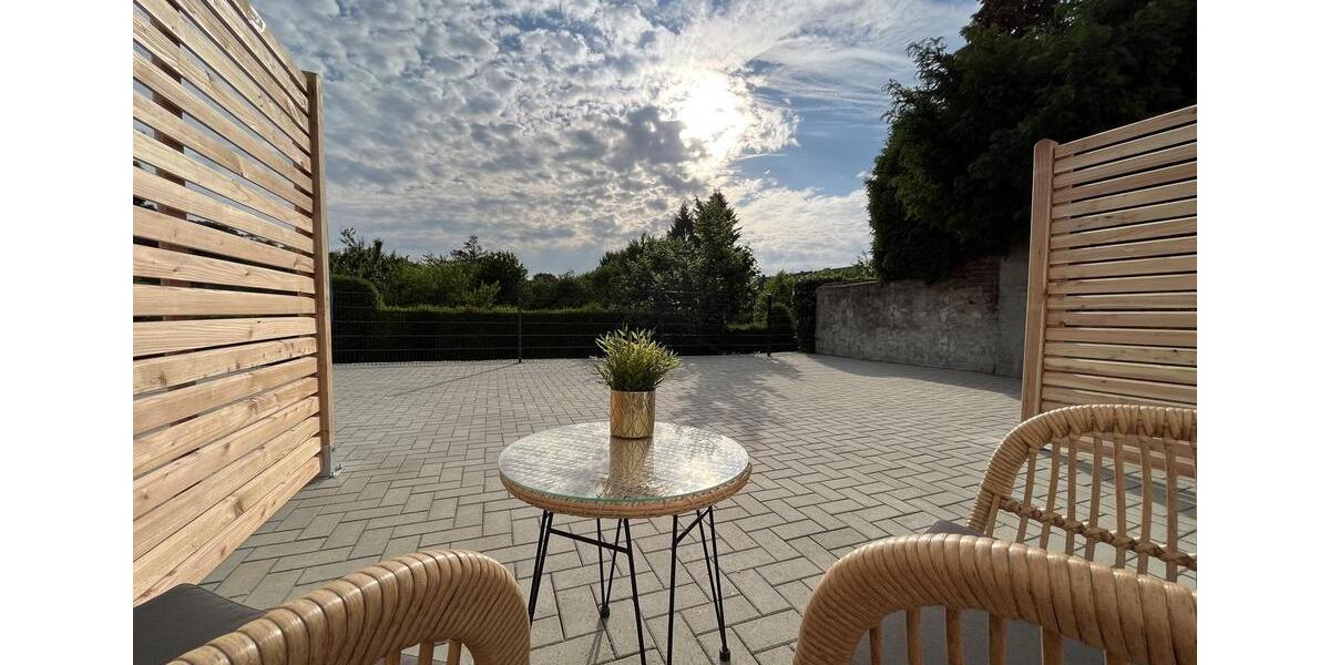 2 Zimmer Whg. mit Terrasse | teilmöbl. mit EBK | saniert| zentral in Bochum 2 zimmer