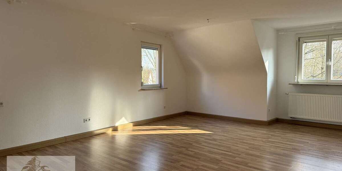 Etagenwohnung Bad Wimpfen - 2.5 Zimmer, 88 m&sup2;, 990&euro; | Angebot:24643241