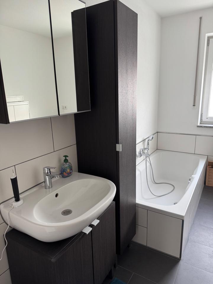 Vermiete neuwertige Wohnung