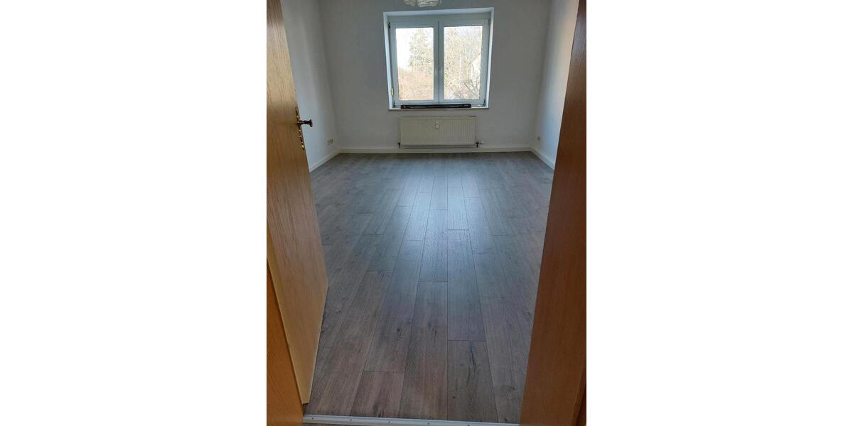 Etagenwohnung Plattling - 1 Zimmer, 40 m&sup2;, 450&euro; | Angebot:25784368