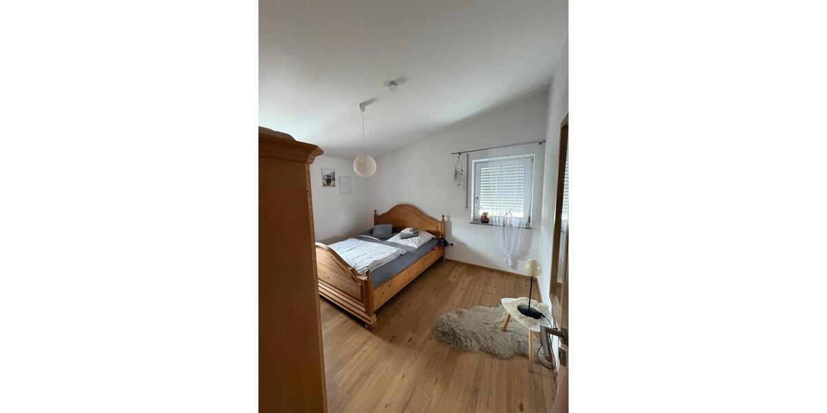 Dachgeschoßwohnung Hauzenberg - 2 Zimmer, 78 m&sup2;, 915&euro; | Angebot:26631636