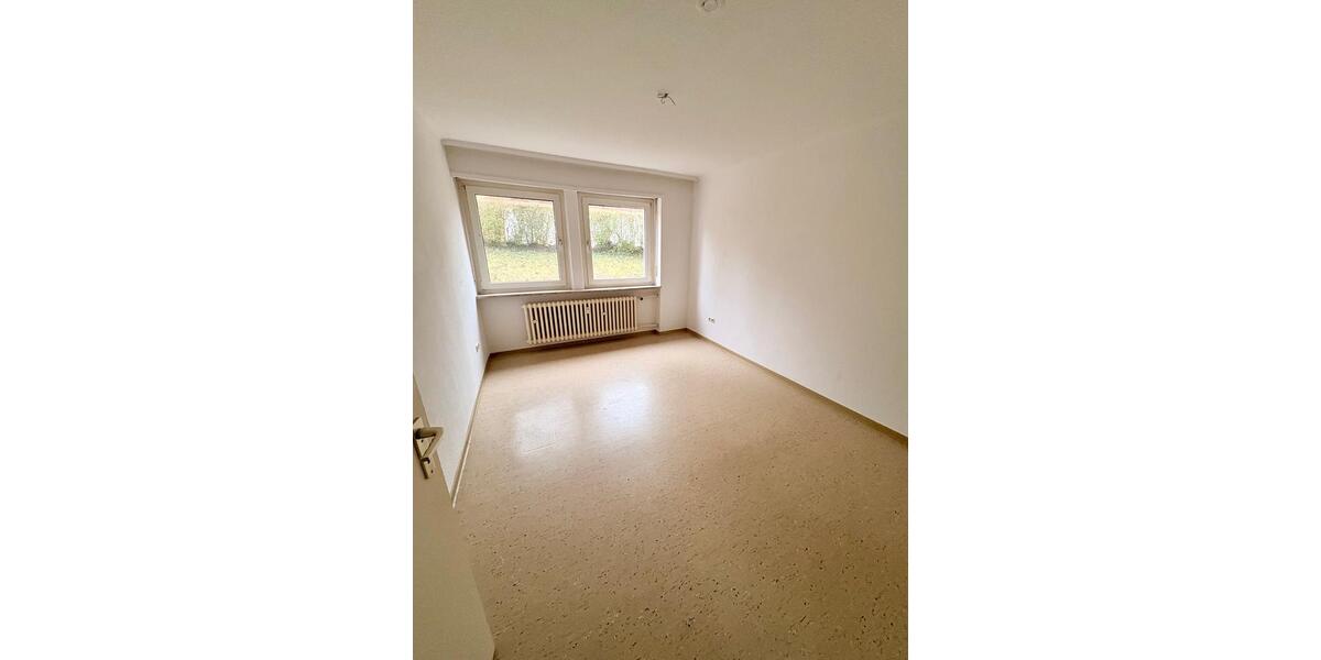 Erdgeschoßwohnung Zweibrücken - 4 Zimmer, 120 m&sup2;, 700&euro; | Angebot:24701667