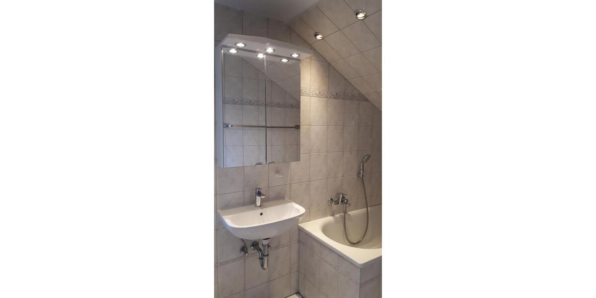 Dachgeschoßwohnung Köln Kalk - 2 Zimmer, 50 m&sup2;, 725&euro; | Angebot:26679371