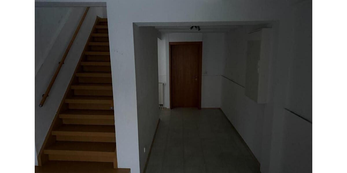 Erdgeschoßwohnung Niederfischbach - 3 Zimmer, 116 m&sup2;, 800&euro; | Angebot:24474535