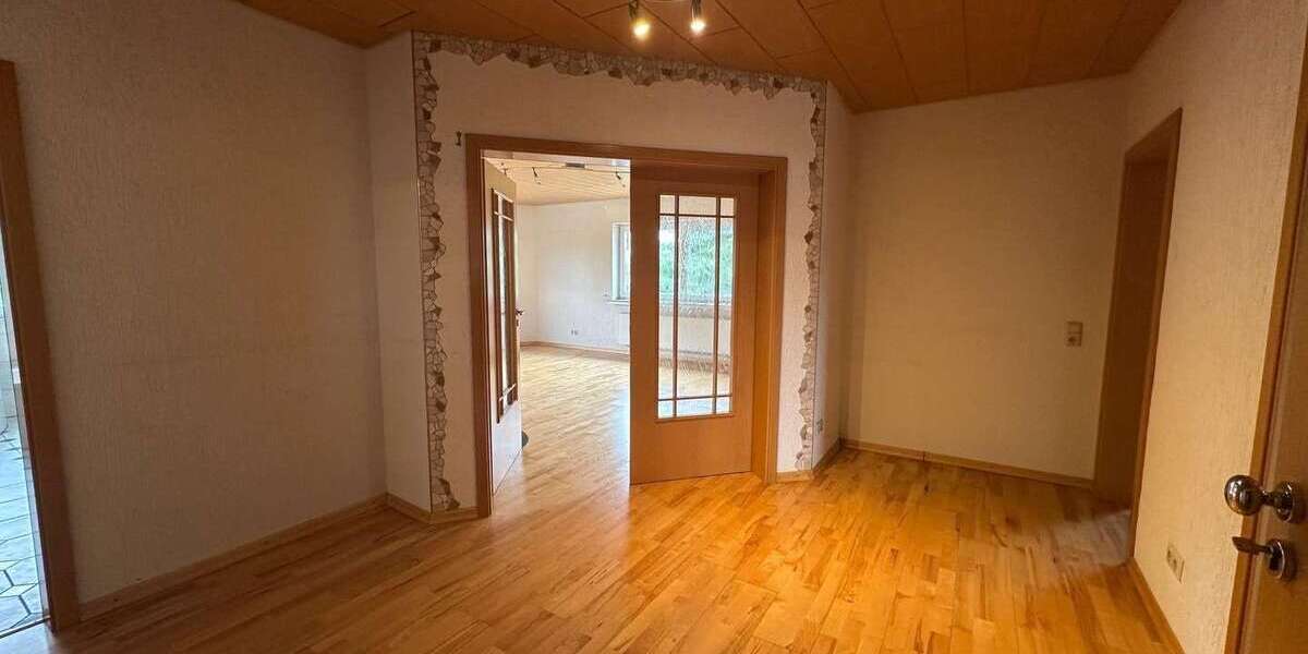 Etagenwohnung Much - 4 Zimmer, 130 m&sup2;, 1.150&euro; | Angebot:27268839