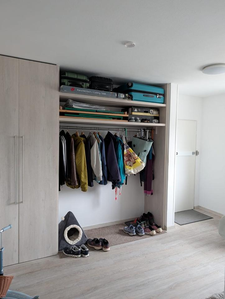 Helle 4-Zimmer-Wohnung mit Balkon in Regensburg West ab 1.12.25