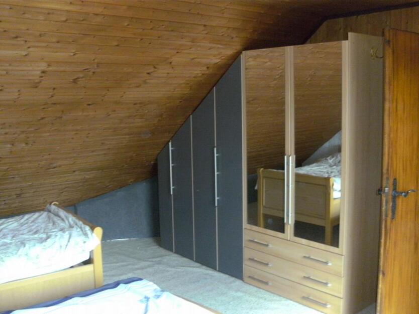 WG -Zimmer für WEIBLICHE Mieterinnen in WG-Wohnung frei